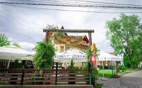 La Pădure Pensiune-Restaurant